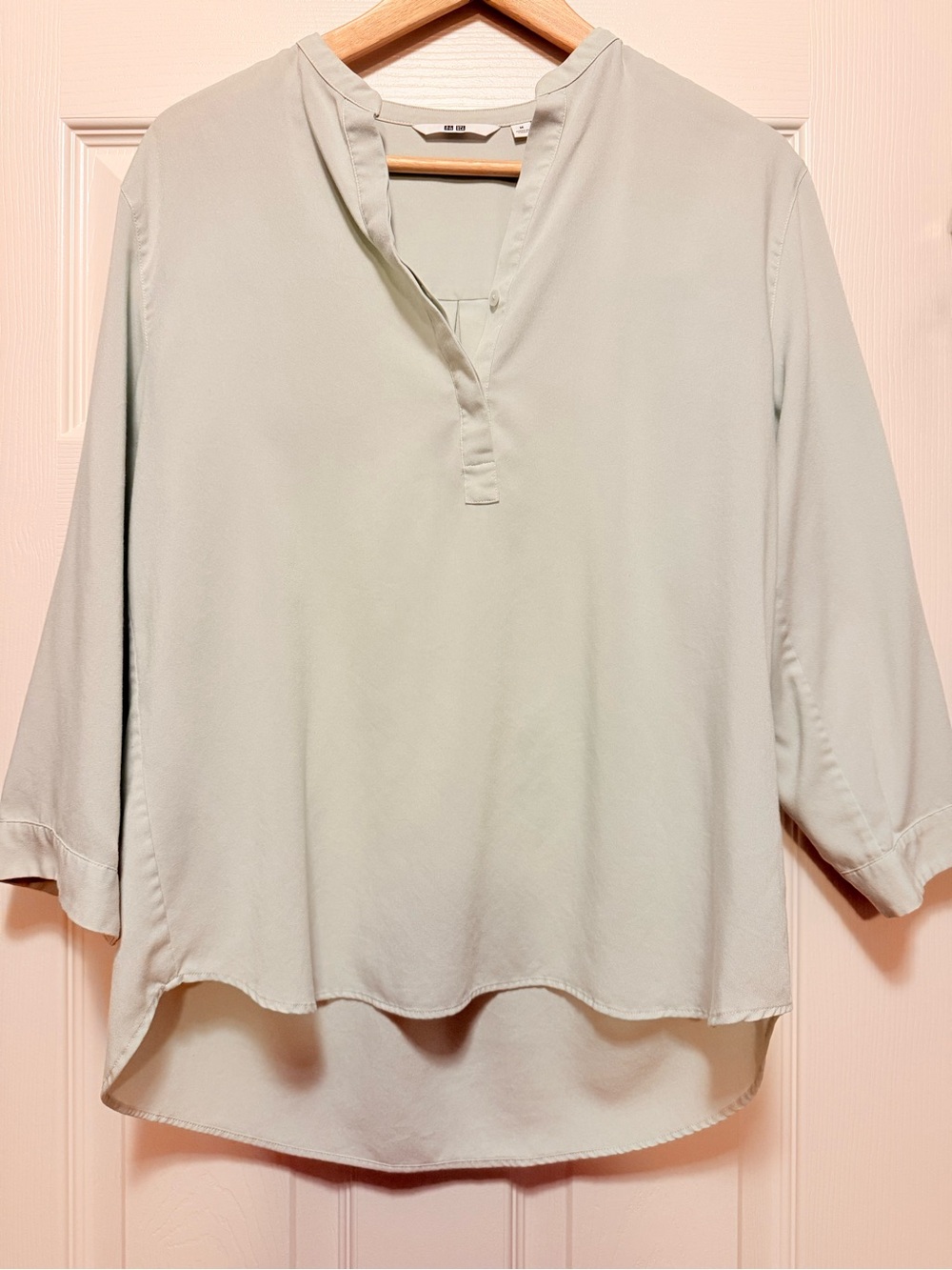 6 of Uniqlo blouse set - Picture 6 of 7